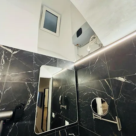 La Petite Apartment